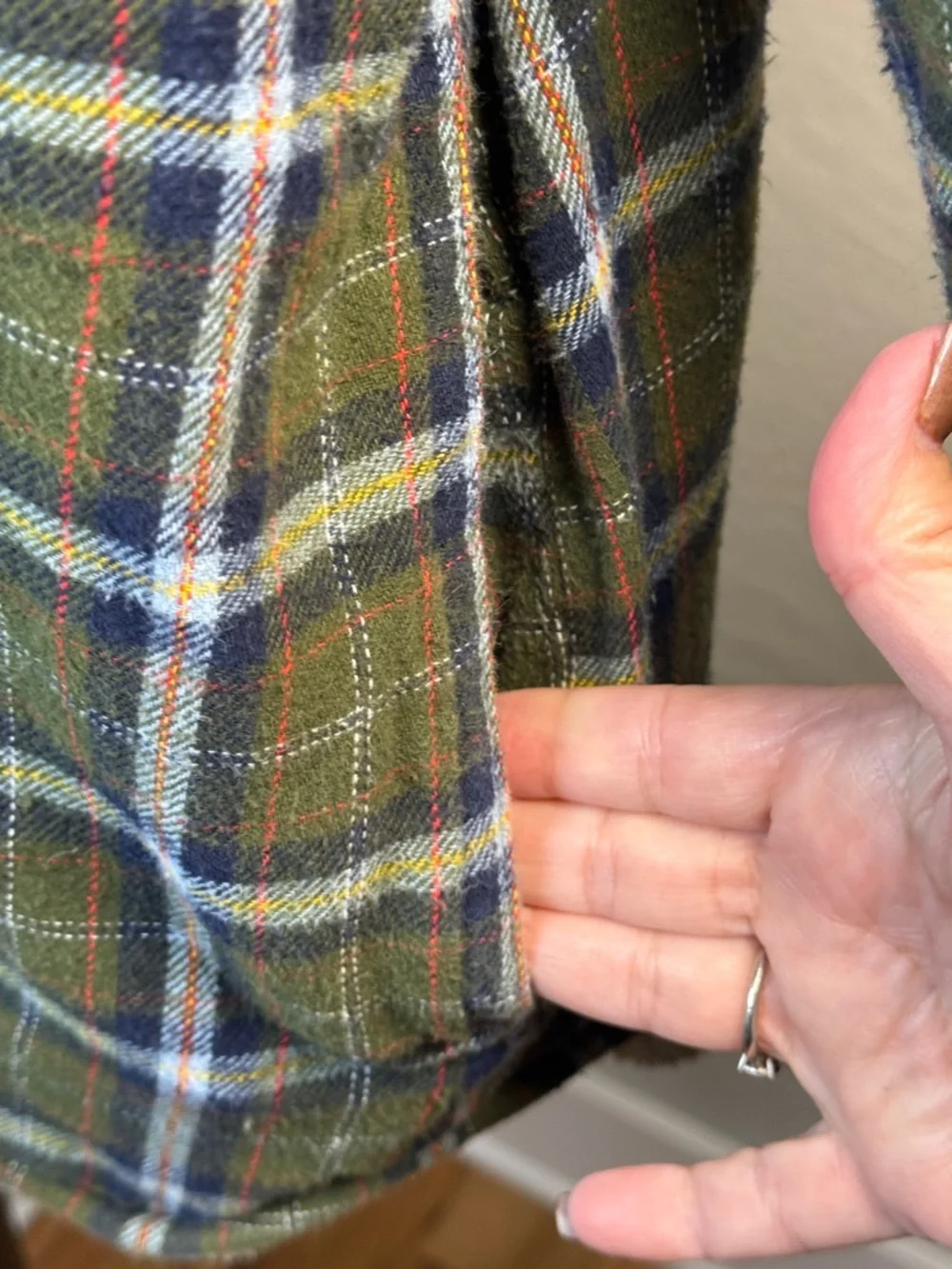 Levi’s Sherpa Lined Flannel Jacket XL Green Plaid Workwear Y2K Vintage Style - Picture 4 of 9